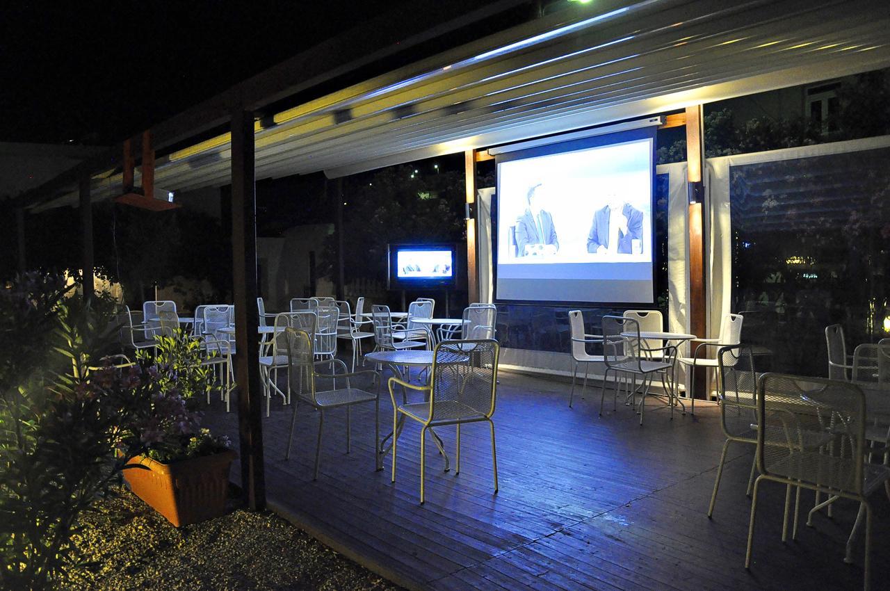 Tony'S Beach Vromolithos Exterior foto